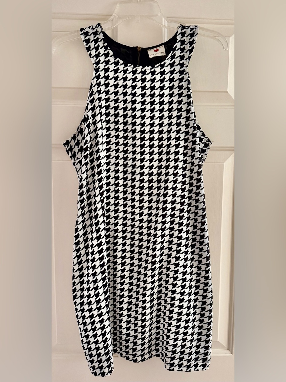 One Clothing Black & White Houndstooth Shift Dress
